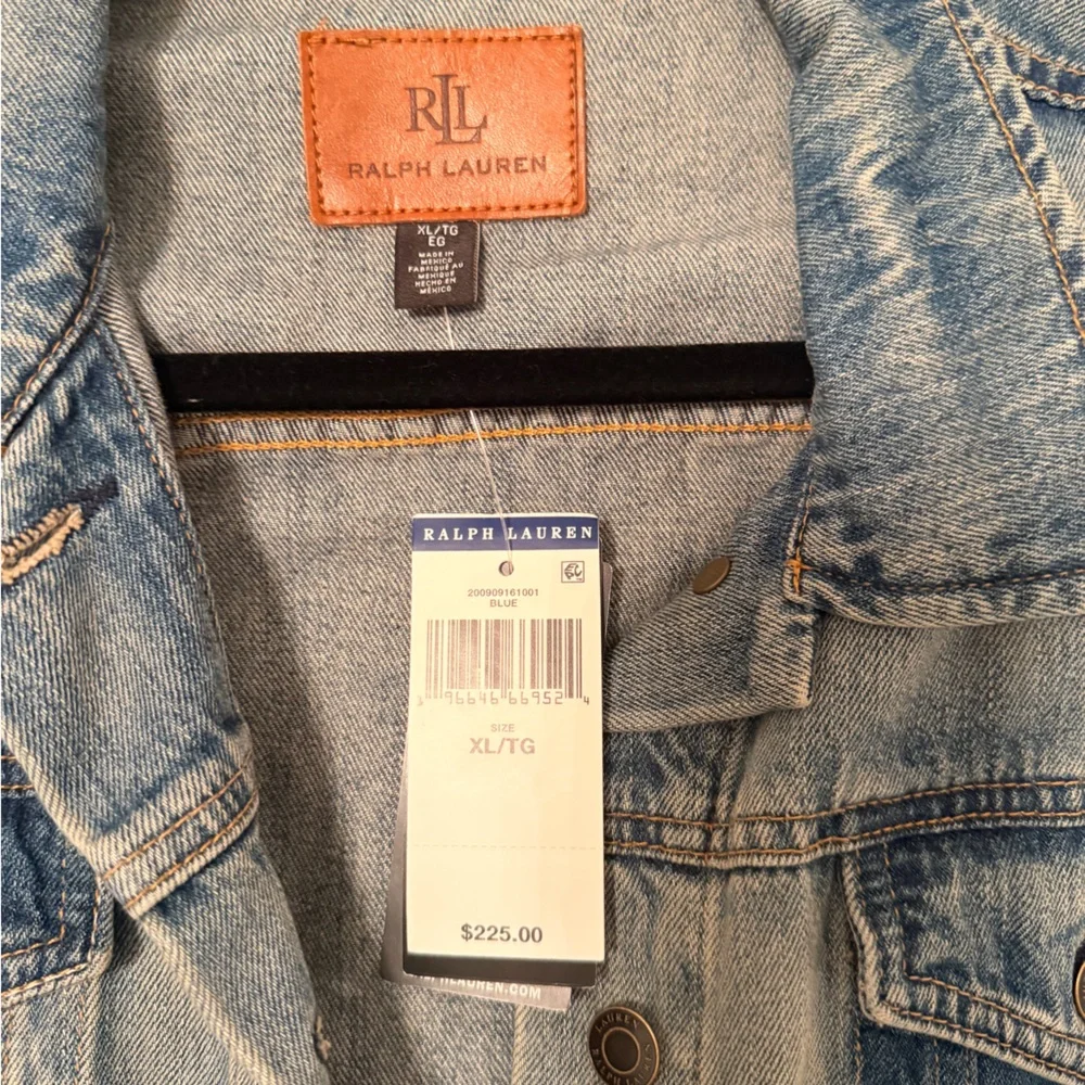 Ralph Lauren Light Wash Denim Jacket with Patch Detail - Picture 5 of 7
